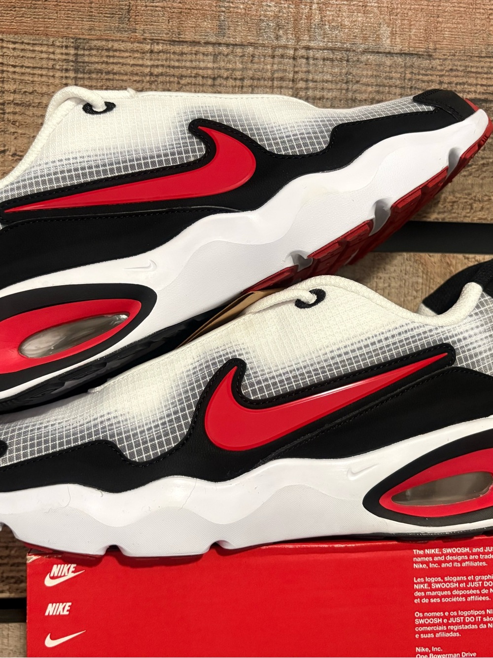 Nike White and Red Low-Top Athletic Sneakers